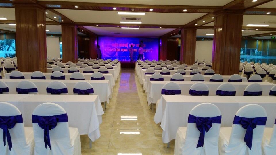 Vinh Plaza Hotel Bagian luar foto