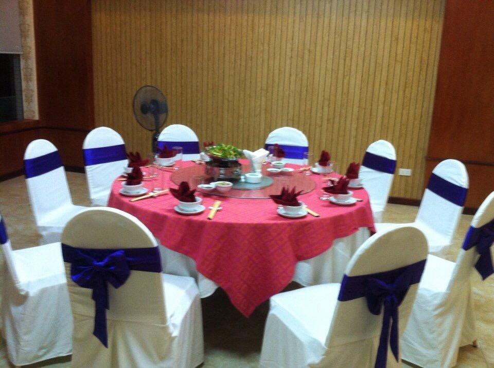Vinh Plaza Hotel Bagian luar foto