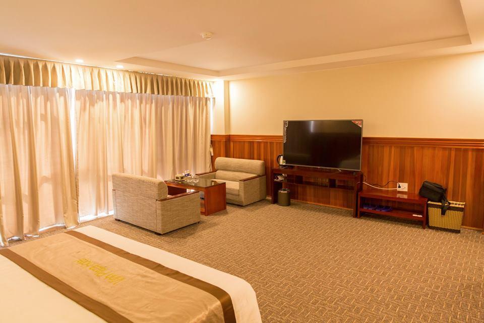 Vinh Plaza Hotel Bagian luar foto